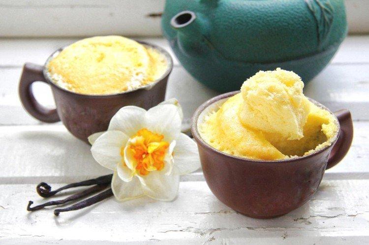 Cupcake sans lait au micro-ondes en 5 minutes dans un mug - recette