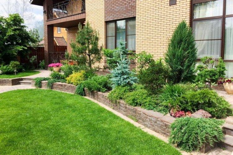 Parterres de fleurs en briques de bricolage