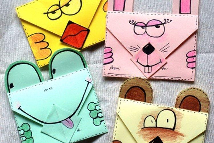 Une enveloppe en papier avec un centre - comment faire une enveloppe de vos propres mains