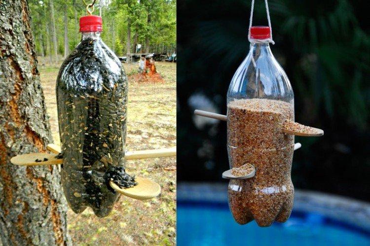 Mangeoire de bricolage pour oiseaux à partir d'une bouteille