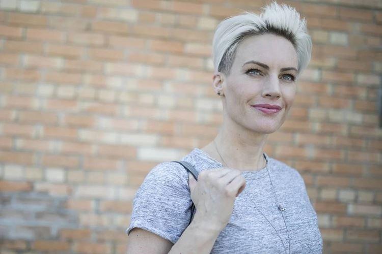 Underkat - Coupes de cheveux courtes pour les femmes après 40 ans