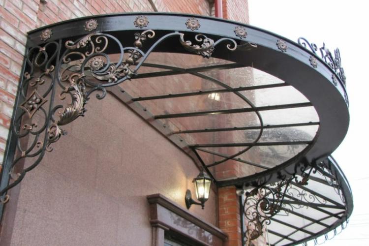 Formes d'auvents - Auvent à faire soi-même au-dessus du porche