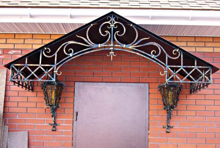 Visière à faire soi-même au-dessus du porche - idées de photos