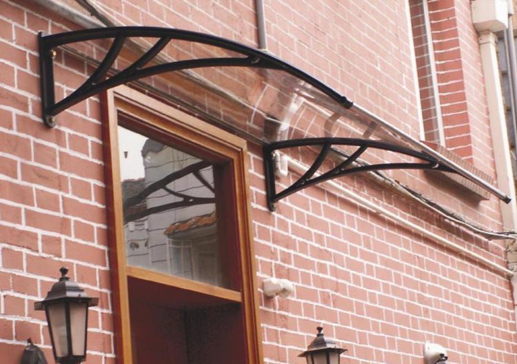 Visière à faire soi-même au-dessus du porche - idées de photos