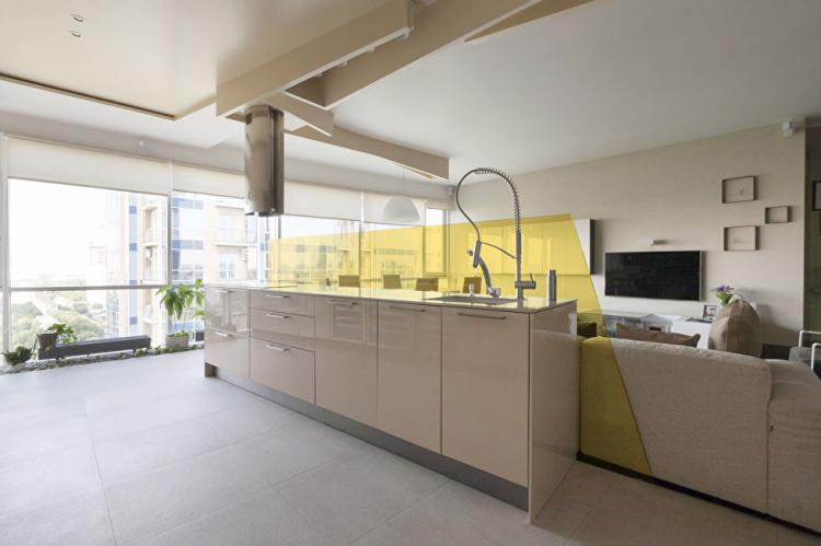 Appartement sur rue. Nijyn