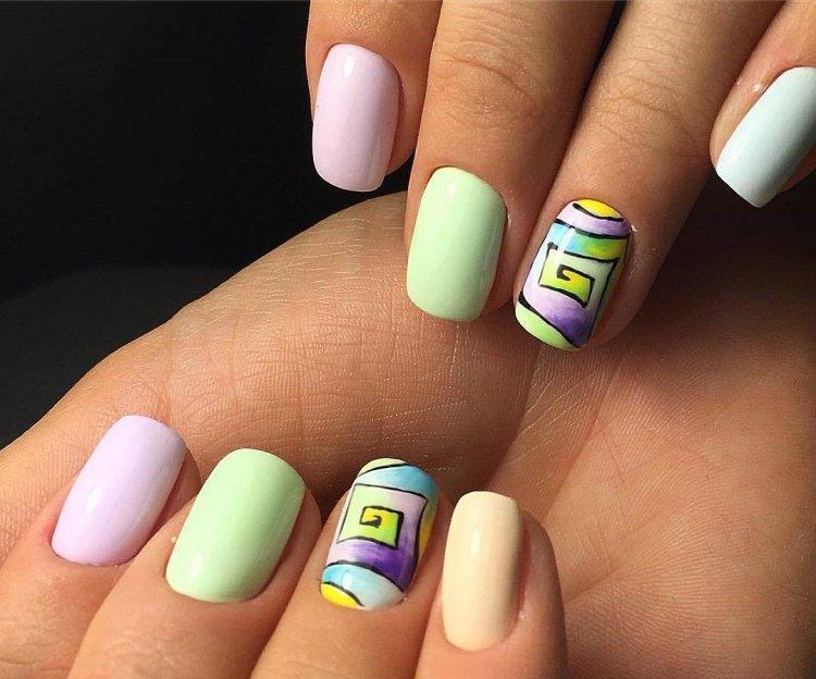 Manucure légère d'été 2020