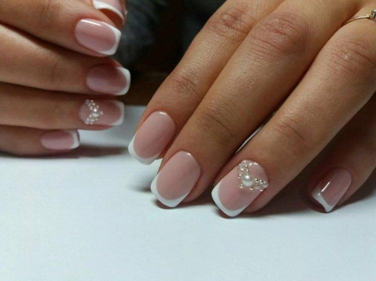 Manucure de mariage d'été 2020