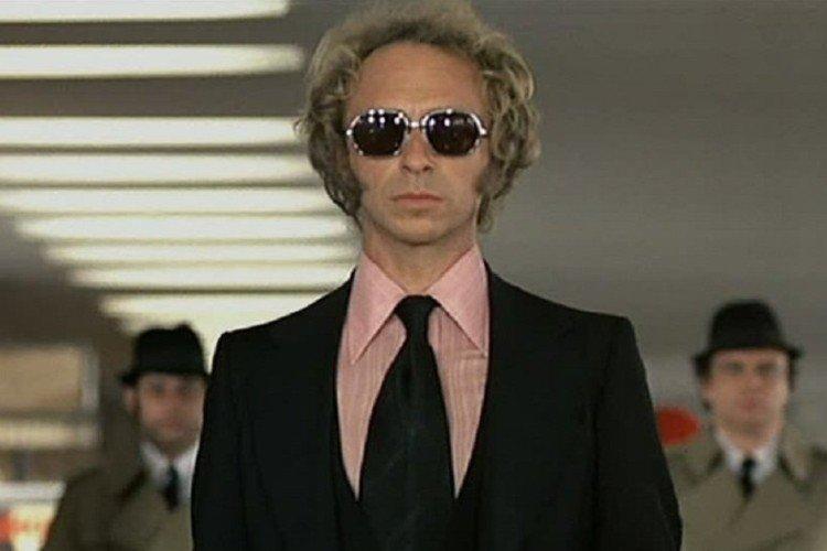 Tall Blonde In Black Boot - Meilleure comédie française