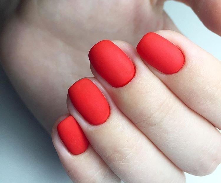 Manucure mate 2020 - Tendances de la mode