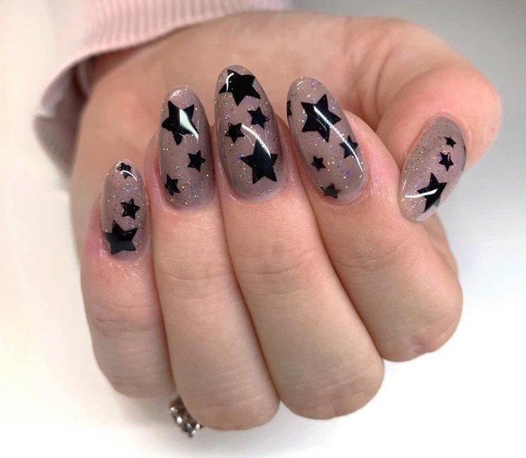 Étoiles - Manucure 2021