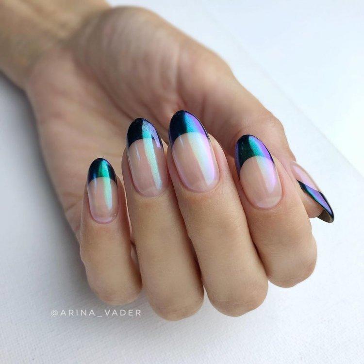 Français 2020 avec frottement - photo de manucure