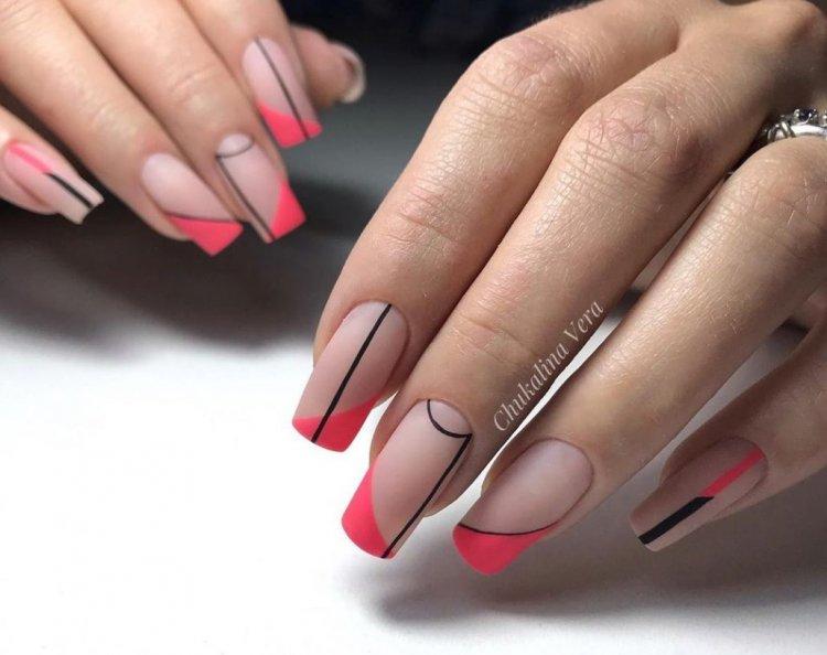 Français pour les ongles longs 2020 - photo de manucure