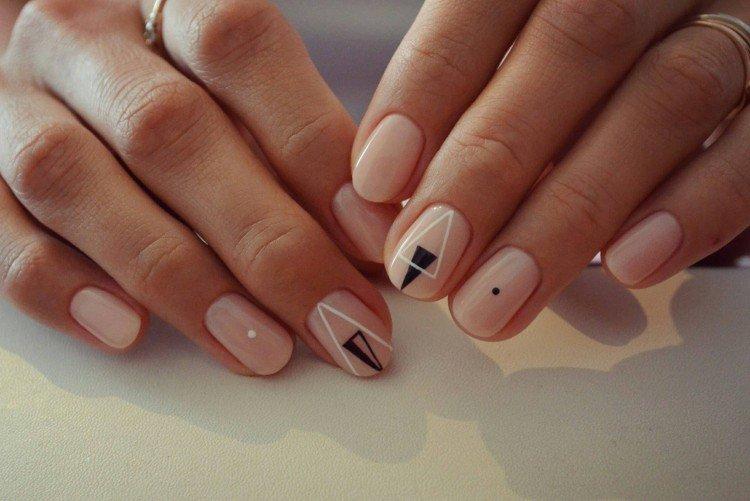 Géométrie simple - Manucure à l'école pour ongles courts