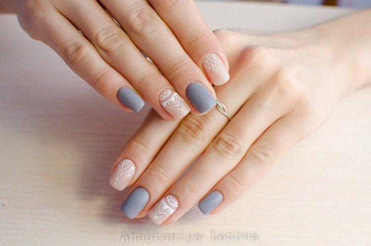 Finition mate universelle - Manucure à l'école pour ongles courts