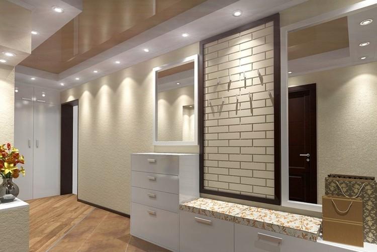 Plafonds tendus à l'intérieur du couloir - photo