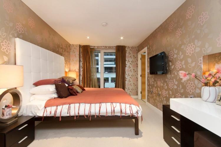 Plafonds tendus mats dans la chambre