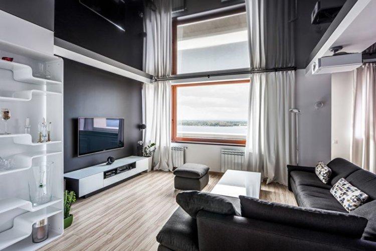 Plafond tendu dans un petit salon (hall)