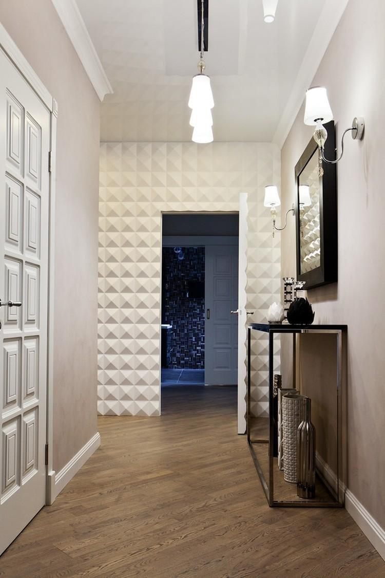 Plafonds tendus brillants dans le couloir