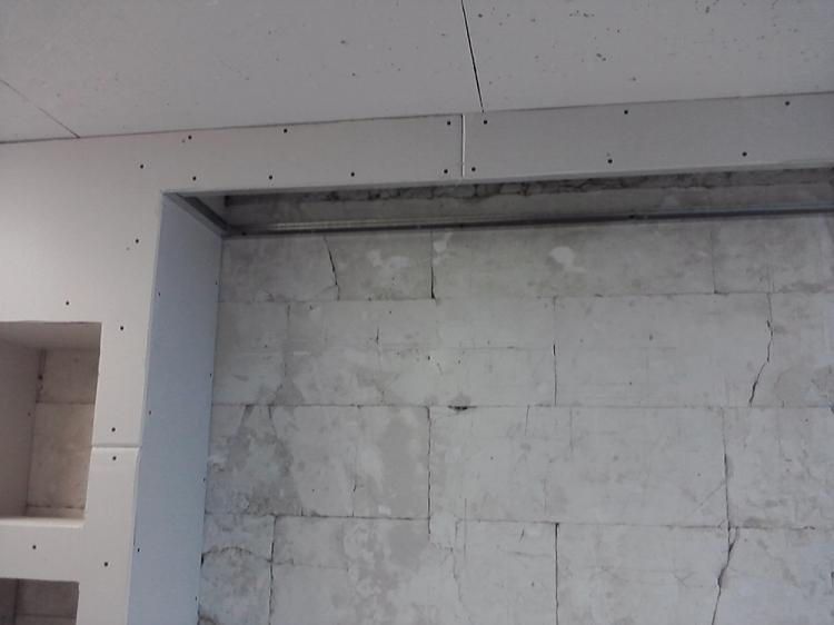 Niche de cloison sèche à faire soi-même pour la télévision