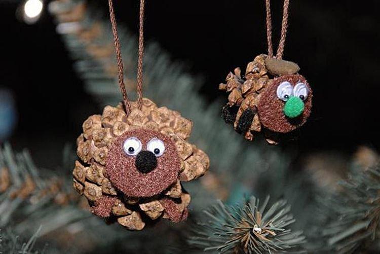 Artisanat du Nouvel An à partir de cônes pour enfants - photos et idées