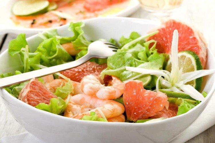 Salade de crevettes et pamplemousse - Salades du Nouvel An sans recettes de mayonnaise