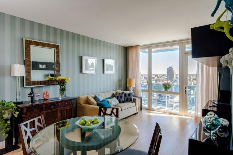 Papier peint pour le salon - photos et idées