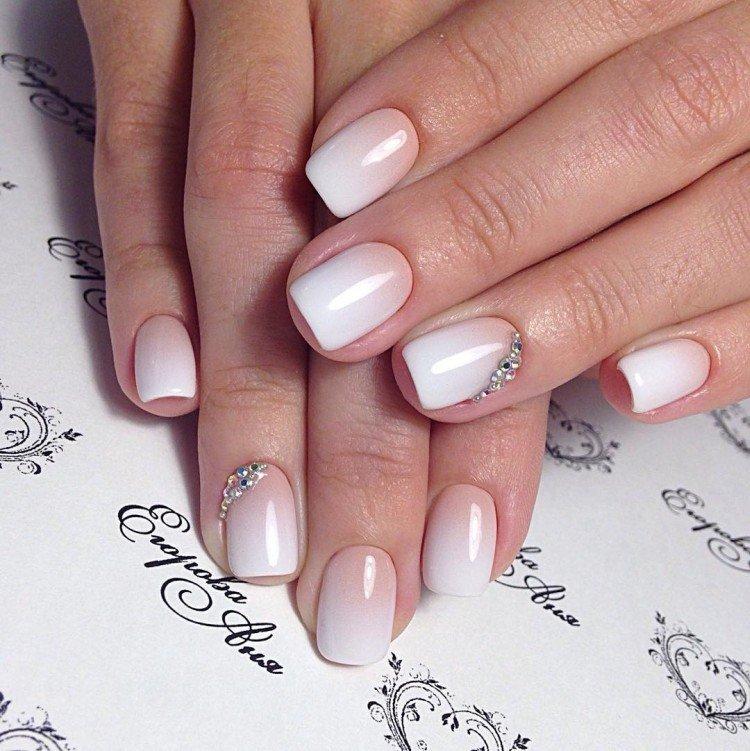 Ombre sur les ongles au lieu d'une veste - photo