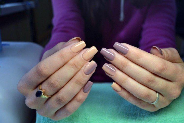 Ombre verticale sur les ongles - photo