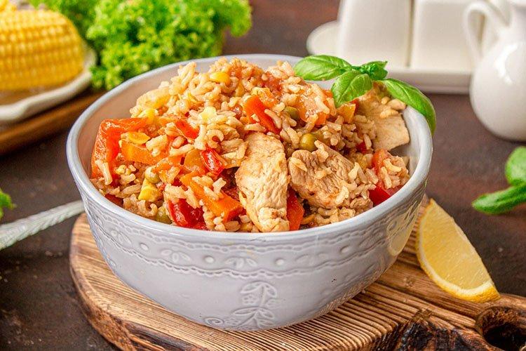 Ragoût de légumes malais avec de la viande - recettes