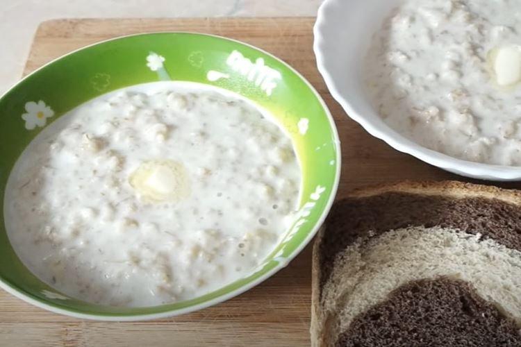 Gruau au lait - une recette classique étape par étape avec une photo