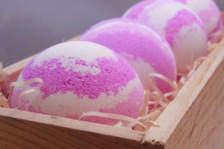 Bombes de bain du Nouvel An - Cadeaux DIY pour le Nouvel An 2020