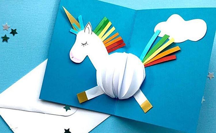 Artisanat en papier coloré pour les enfants de leurs propres mains - photo