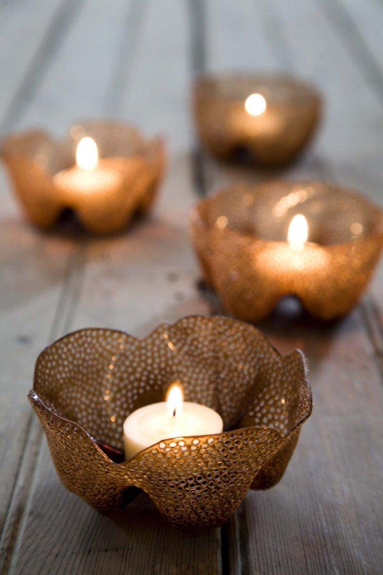 Chandeliers - Bricolage à partir de bouteilles en plastique