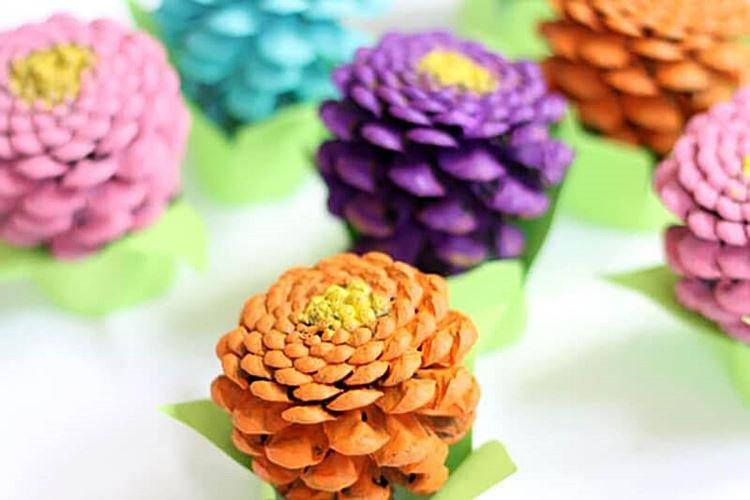 Artisanat à partir de cônes pour enfants - photos et idées