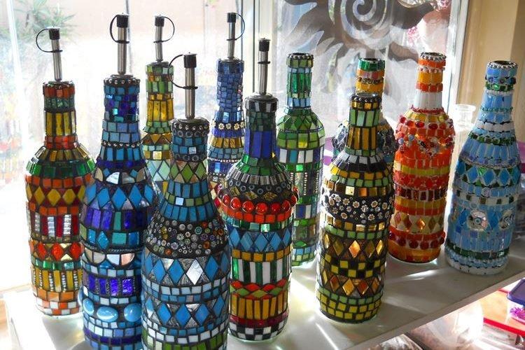 Bouteilles en mosaïque - Bricolage à partir de toutes sortes de choses