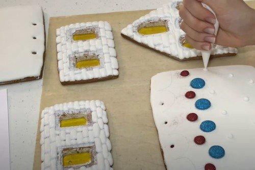Maison en pain d'épice DIY - recette étape par étape