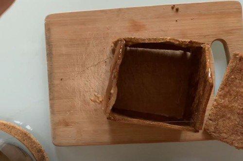 Maison en pain d'épice DIY sans gluten - recette étape par étape