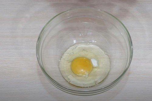 Crêpes de grand-mère au kéfir - une recette étape par étape