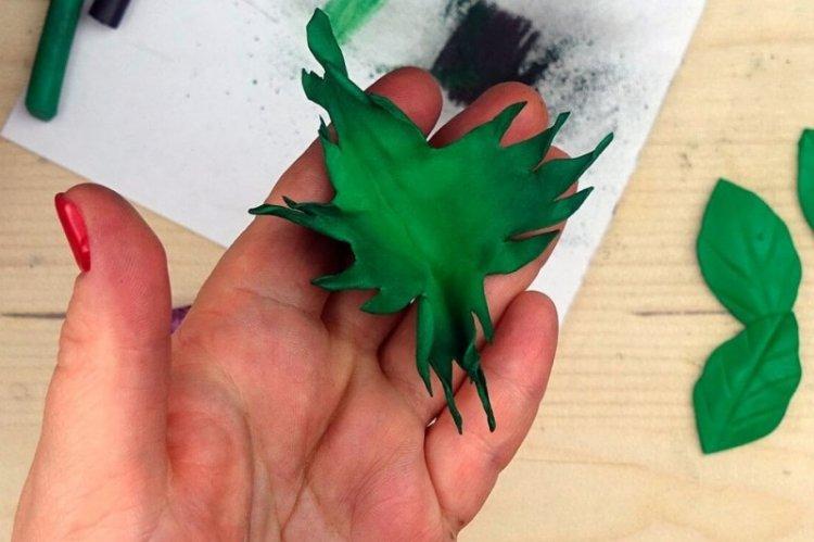 Rose de pétales individuels - rose à faire soi-même de foamiran