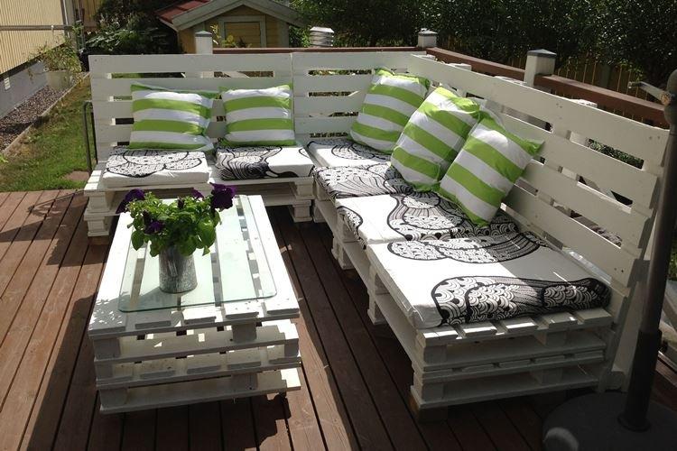 Bancs et fauteuils - Mobilier de jardin en palettes pour donner une photo