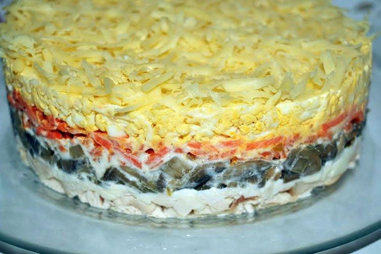 Salade soleil à l'orange avec carottes coréennes et poulet - recettes