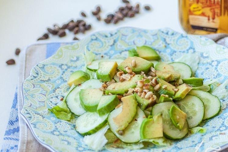 Salade verte aux pignons de pin - Recettes de salades sans mayonnaise