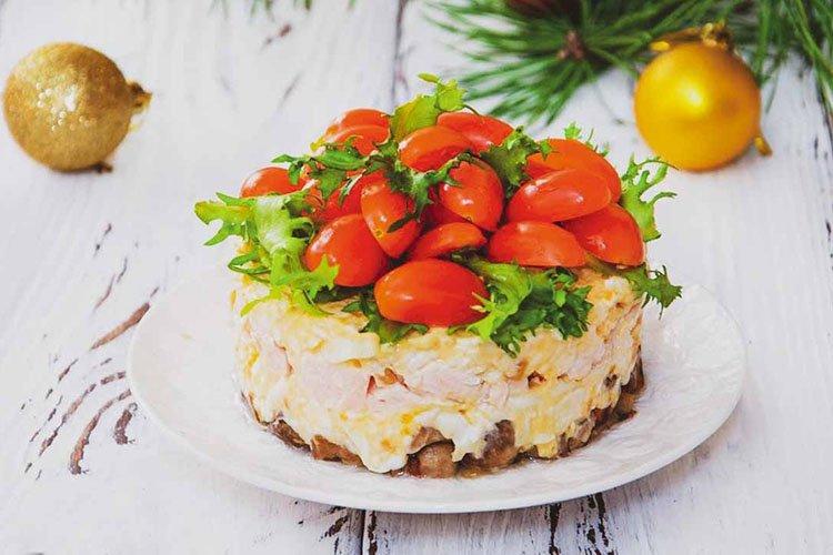 Salade de poulet fumé pour anniversaire - recettes