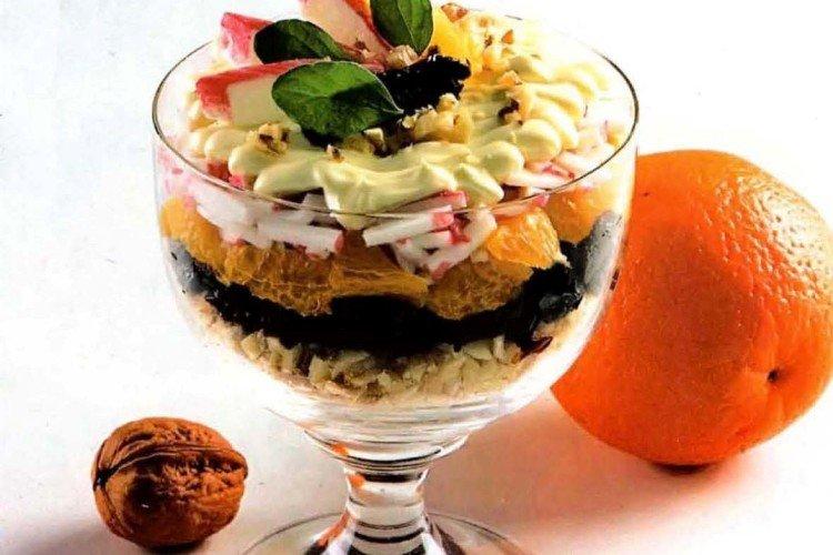 Salade de pruneaux farcis aux noix - recettes