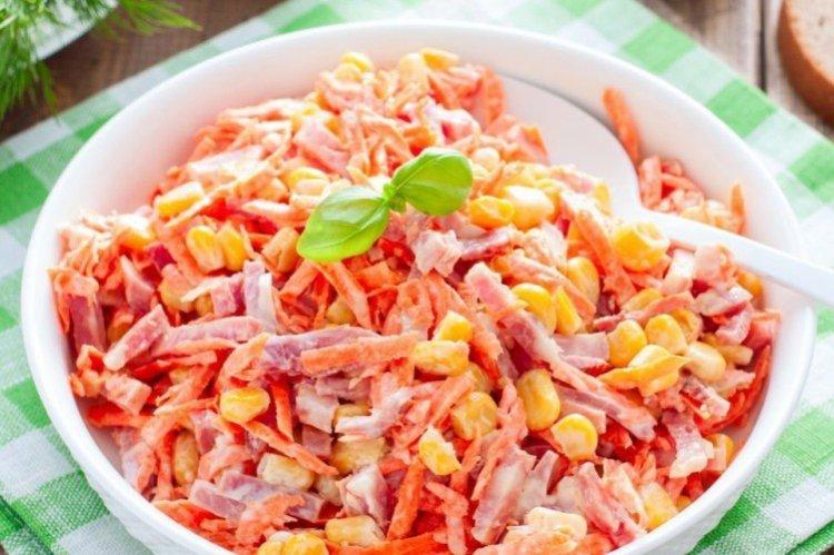 Salade coréenne de carottes et saucisses fumées - recettes