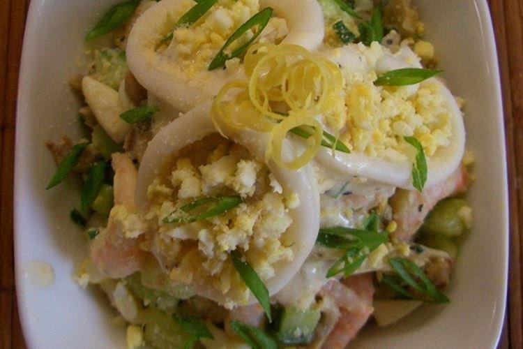 Salade de crevettes, calamars et pleurotes - recettes