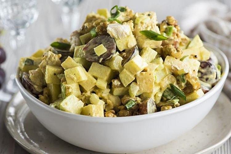 Salade de fruits au poulet et cari - Recettes