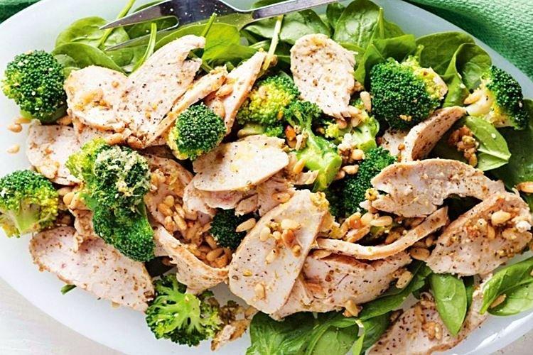 Salade de poulet et brocoli - recettes
