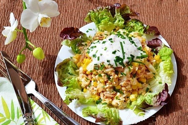 Salade de thon et de maïs - Salades de mayonnaise pour les recettes du Nouvel An 2021