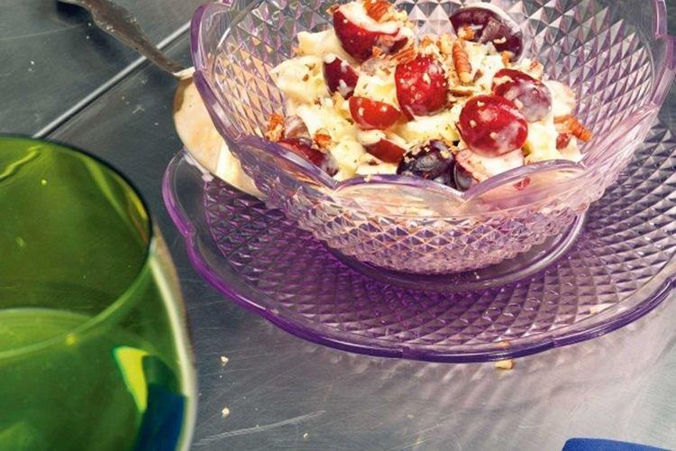 Salade de fruits Waldorf - Recettes de salades de mayonnaise